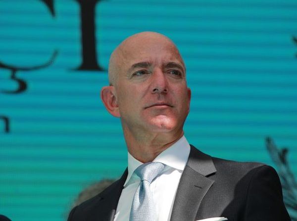 Averea lui Jeff Bezos a ajuns la aproape 190 de miliarde de dolari