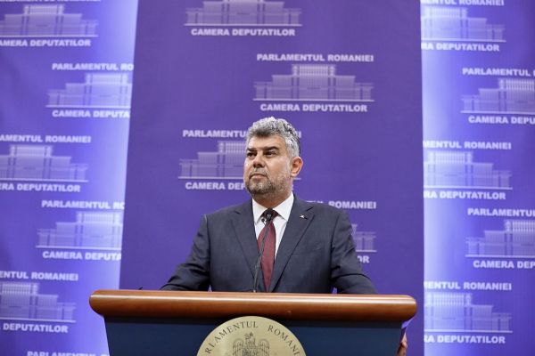 Moţiunea de cenzură, contestată la Curtea Constituţională