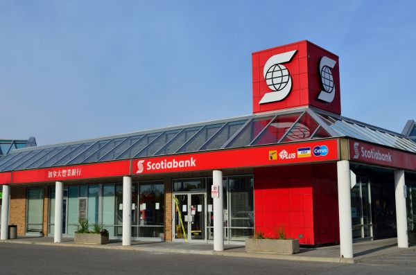 Scotiabank Canada, amendată cu 127,5 milioane de dolari pentru manipularea preţului aurului