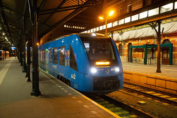 Trenul cu hidrogen al Alstom a încheiat cu succes perioada de probă în Olanda 