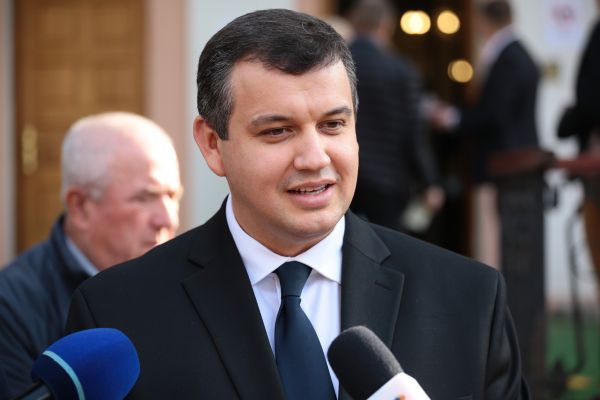 ''Suntem bucuroşi că am încheiat listele de candidaturi pentru toate judeţele''