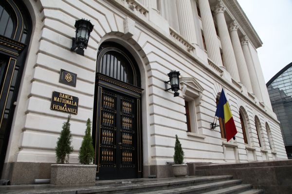 BNR nu a cumpărat titluri de stat din piaţa secundară, în octombrie