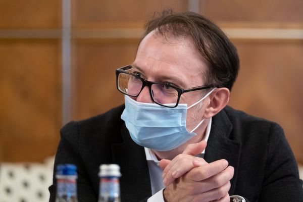 "Nu am un procent pe care să îl pot avansa, dar vor creşte pensiile în fiecare an în următoarea perioadă"