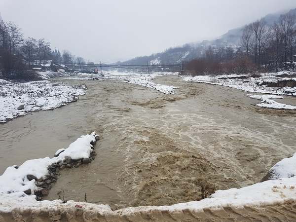 Alertă în două comune din Buzău din cauza ploilor abundente