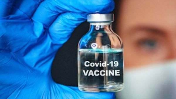  FDA a autorizat vaccinul anti-COVID-19 produs de Moderna