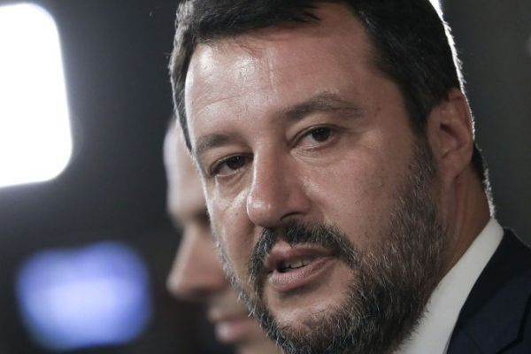  Audierea preliminară a fostului ministru de interne italian Matteo Salvini a fost amânată