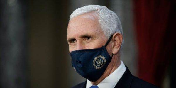 O avocată pro-Trump l-a ameninţat cu moartea pe vicepreşedintele Mike Pence