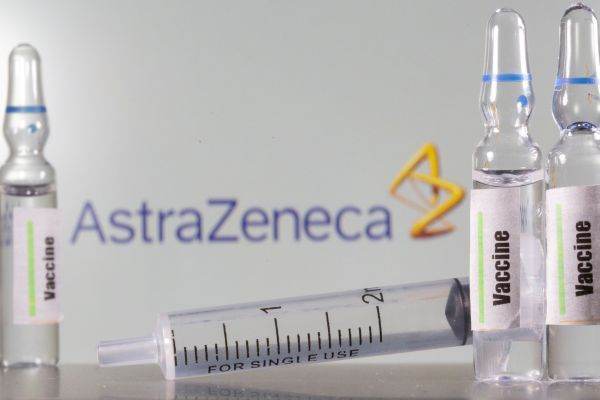 Patru state din UE cer aprobarea mai rapidă a vaccinului AstraZeneca/Oxford