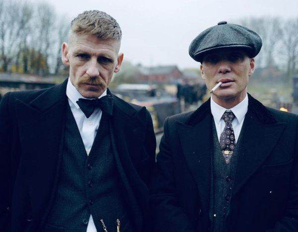 Platourile de filmare pentru "Peaky Blinders", centru de imunizare