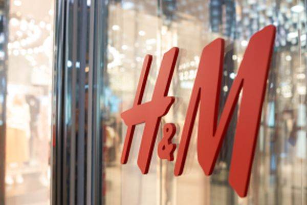 H&M a înregistrat un profit net de 123 de milioane de euro, în scădere cu 91%