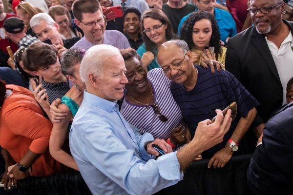 Biden pune accentul pe drepturile omului în prima sa convorbire la telefon cu regele Salman