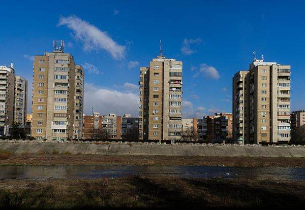 Restaurantele, închise în municipiul Râmnicu Vâlcea şi în alte 4 localităţi din judeţ