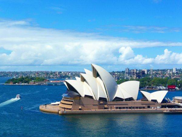 Australia a dezvăluit un pachet de sprijin de 1,2 miliarde de dolari pentru sectorul turistic