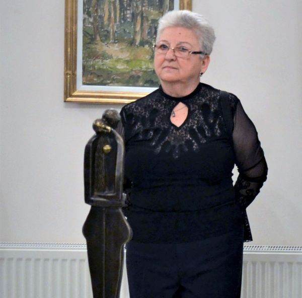 Ana Rus la vernisajul expoziţiei 