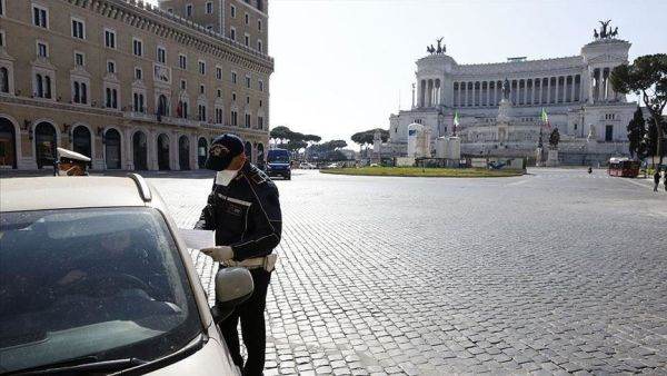 Italia a intrat într-un lockdown de trei zile cu ocazia Paştelui catolic