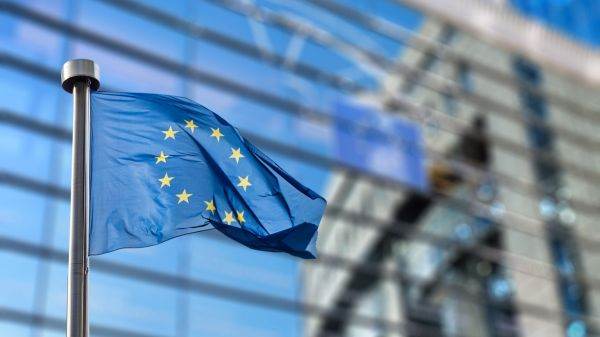 Comisia Europeană va stabili unul sau mai mulţi indici de referinţă pentru înlocuirea indicilor LIBOR