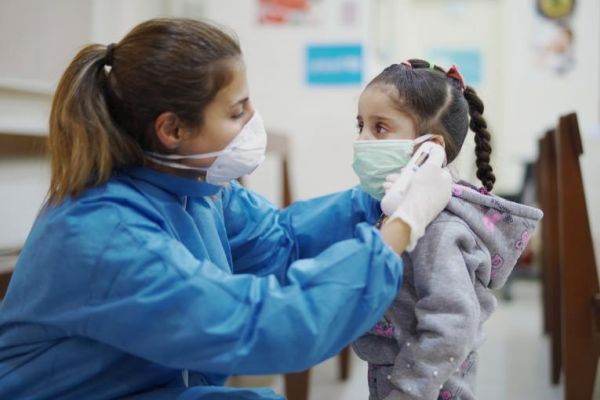 Guvernul Republicii Moldova, îngrijorat de creşterea numărului copiilor infectaţi cu COVID-19