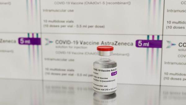 Germania va autoriza ca vaccinul de la AstraZeneca să fie administrat adulţilor de toate vârstele