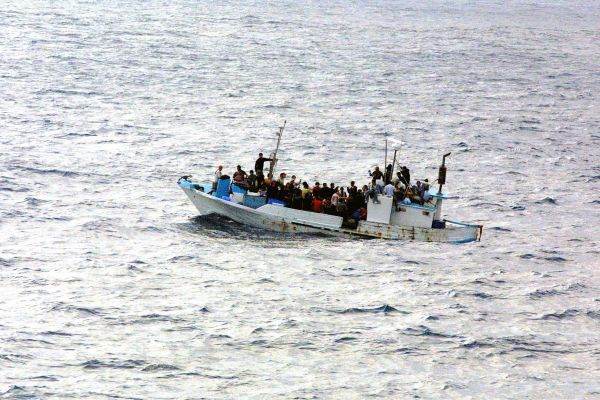 Peste 50 de migranţi daţi dispăruţi pe mare, în largul Tunisiei