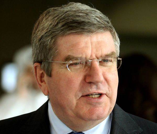 Thomas Bach: "Profitaţi de ocazie ori de câte ori apare pentru a vă vaccina, pentru că acest lucru va spori siguranţa acolo pentru toată lumea, pentru tine, pentru toţi colegii tăi sportivi şi pentru poporul japonez. Am primit cele două doze şi sunt încă în formă bună".