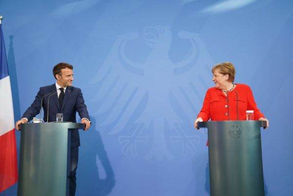 Merkel şi Macron îndeamnă la o coordonare în cadrul UE cu privire la redeschiderea frontierelor