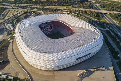 Ungaria salută decizia UEFA de a nu aproba iluminarea stadionului din Munchen în culorile curcubeului 