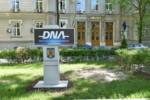 Garanţiile de independenţă, vitale pentru eficientizarea muncii procurorilor anticorupţie