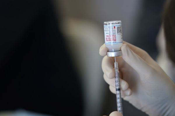 SUA oferă Uzbekistanului 3 milioane de vaccinuri Moderna