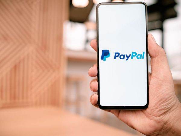 PayPal lansează serviciul prin care clienţii din Marea Britanie vor putea cumpăra, deţine şi vinde criptomonede