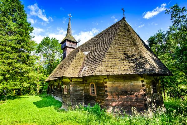 7 destinaţii turistice din România care nu erau populare acum 20 de ani