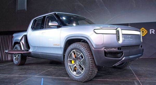 Rivian vizează o evaluare de 70-80 de miliarde de dolari în oferta sa publică iniţială