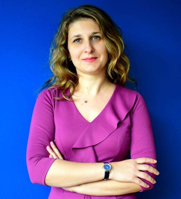 Laura Ştefan, Managing Director Accace România