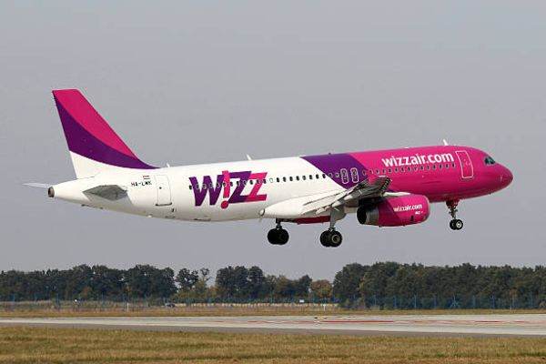 Wizz Air anunţă extinderea a operaţiunilor sale în Ucraina 