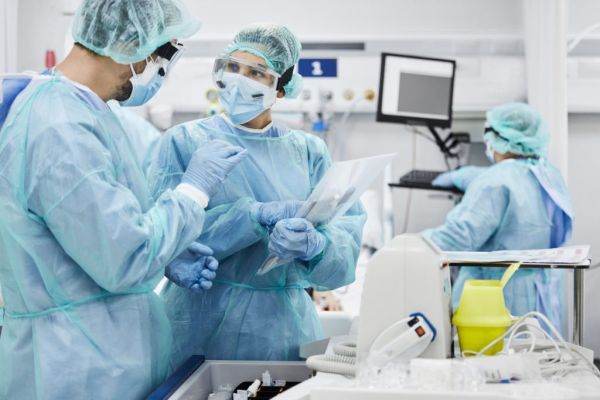 Rusia anunţă un nou bonus pentru medici, în semn de recunoaştere a serviciilor lor