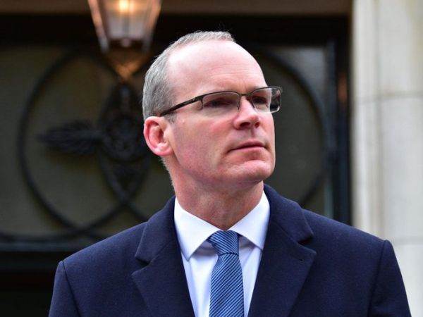  Simon Coveney (Sursa foto: Twitter)