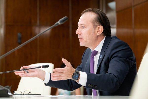 ''Estimările mele arată o creştere economică spre 6% pentru 2021''