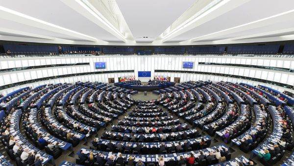 "Extinderea NATO ar contribui la promovarea stabilităţii Europei"