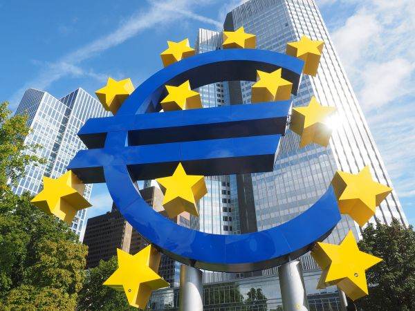 Morgan Stanley îşi modifică în sens negativ estimările privind PIB-ul zonei euro