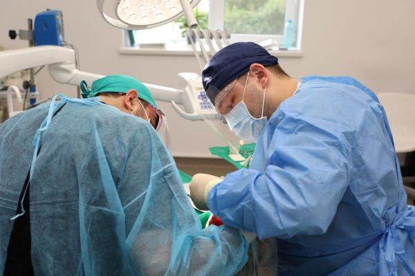 Clinicile Dentare Dr. Leahu anunţă venituri de peste 100 de milioane de lei 