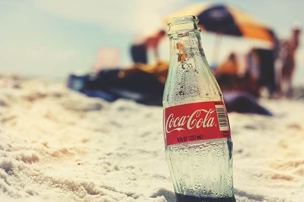 Coca-Cola îşi încheie în curând activităţile din Rusia