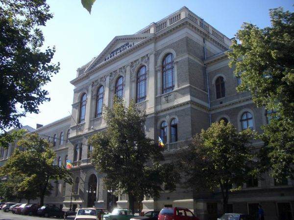 UBB implementează cel mai mare proiect de digitalizare a unei universităţi autohtone