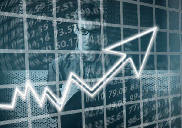 Scădere a acţiunilor producătorilor de semiconductori, pe fondul tensiunilor sporite dintre SUA şi China legate de Taiwan