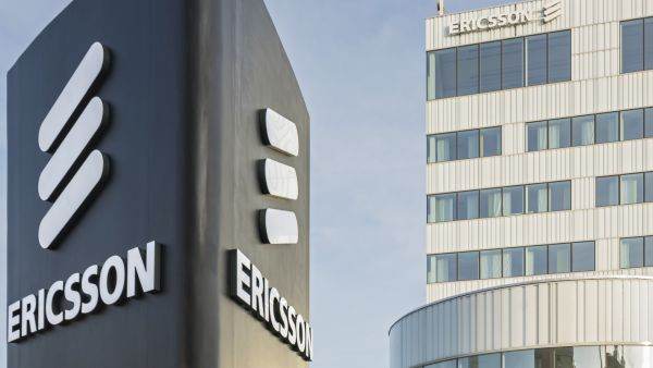 Ericsson şi Nokia se vor retrage din Rusia