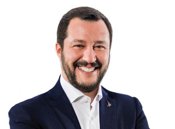 Matteo Salvini stârneşte controverse contestând sancţiunile contra Rusiei