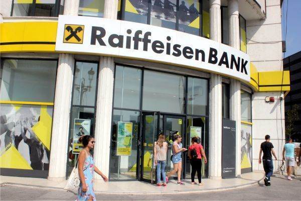 Raiffeisen Bank oferă dobânzi avantajoase la depozitele în valută 