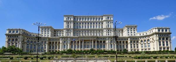 Acces restricţionat în Palatul Parlamentului pe perioada desfăşurării Ministerialei NATO