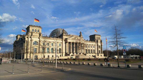 Doar unul din trei germani are încredere în Bundeswehr