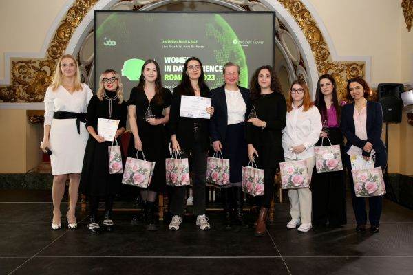 Think Tank 360 organizează conferinţa "Women in Data Science"