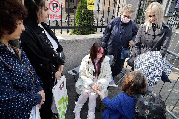 Declic a protestat la Colegiul Medicilor pentru excluderea ortopedului Burnei 