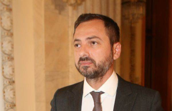 Dan Motreanu: "Medicamentele trebuie să fie mai disponibile, mai accesibile şi mai abordabile ca preţ"